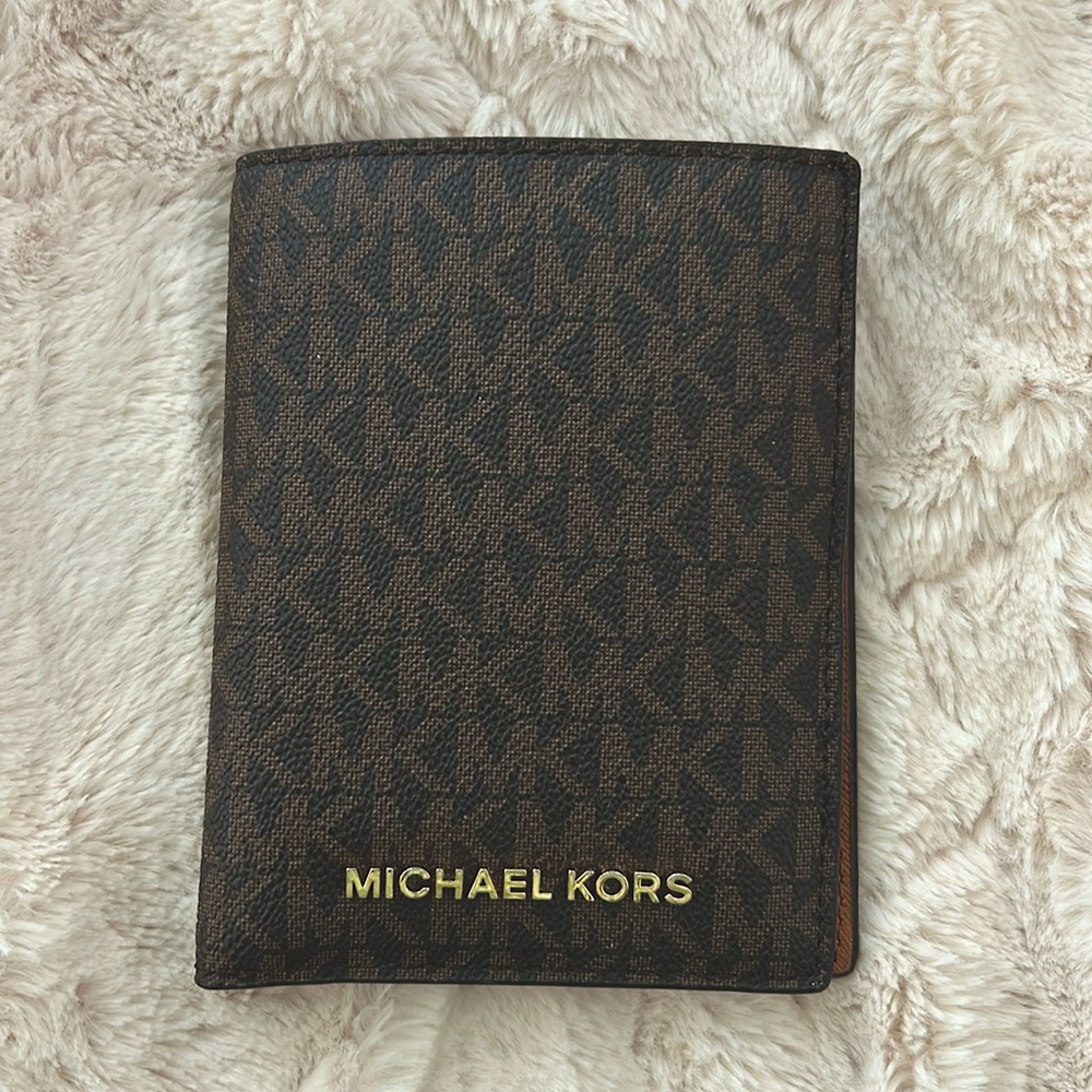 Michael Kors credit card wallet